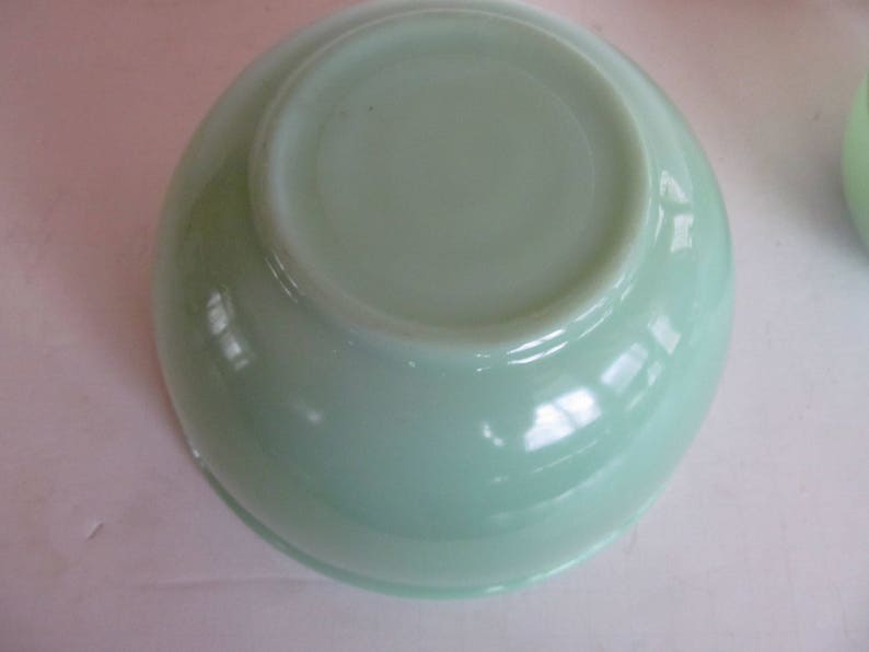 7 Jadeite Bowl Jadeite Mixing Bowls Jadeite Green Glass Plates Mid Century Kitchen 30s 40s glassware Art Deco Glass Green Kitchen decor