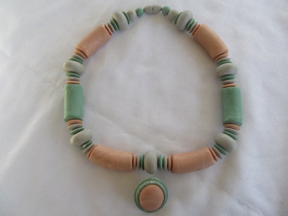 1980s Jewelry Mint Green Necklace Peach and Green Necklace 1980s Necklace Peach Jewelry Sage green necklace Jewelry Under 10