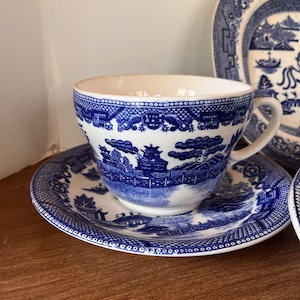 Rare Lg Sz Soup Bowl Blue Willow Cup and Saucer Rare China Blue White Plates Willow ware Blue Willow Plates Blue Willow Rare Japan