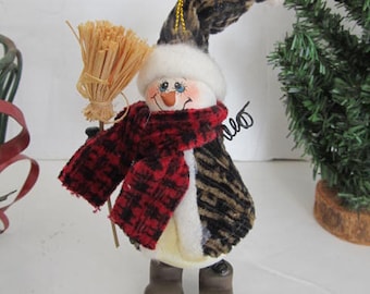 Prim Snowman Wooden Snowman Primitive Snowman Decor Primitive Christmas Decor Wooden Snowmen Decor Baby Snowman Ornament One Arm Bandit