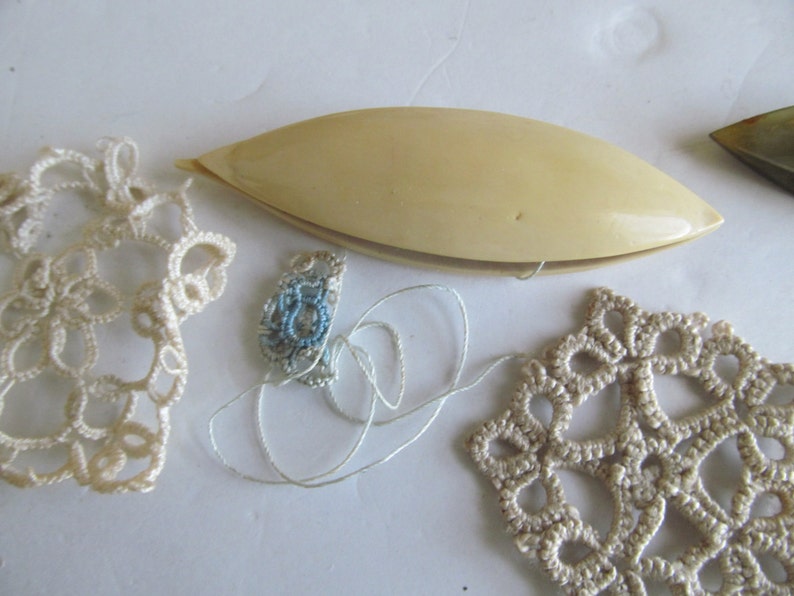 Antique Tatting Lace Tool Tatting Shuttle W/ Thread Intricate Etsy
