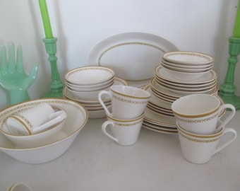 RePlacement China Syralite Syracuse Honeycomb Pattern MCM Dinnerware Kitsch Restaurant China Syracuse China Mid Century Modern  dinnerware