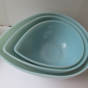 Fire King Teardrop Nesting Bowls Sweedish Modern Blue Bowls MCM Kitchen Set of Bowls Blue Delphite Bowls Nesting Bowls Set Egg Shaped Bowls