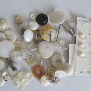 Antique Mop Buttons Mother of Pearl Buttons Antique Sewing Notions Antique Buttons Lot of White Buttons Collecting Shank Buttons Bone