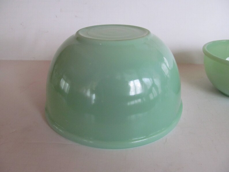 7 Jadeite Bowl Jadeite Mixing Bowls Jadeite Green Glass Plates Mid Century Kitchen 30s 40s glassware Art Deco Glass Green Kitchen decor