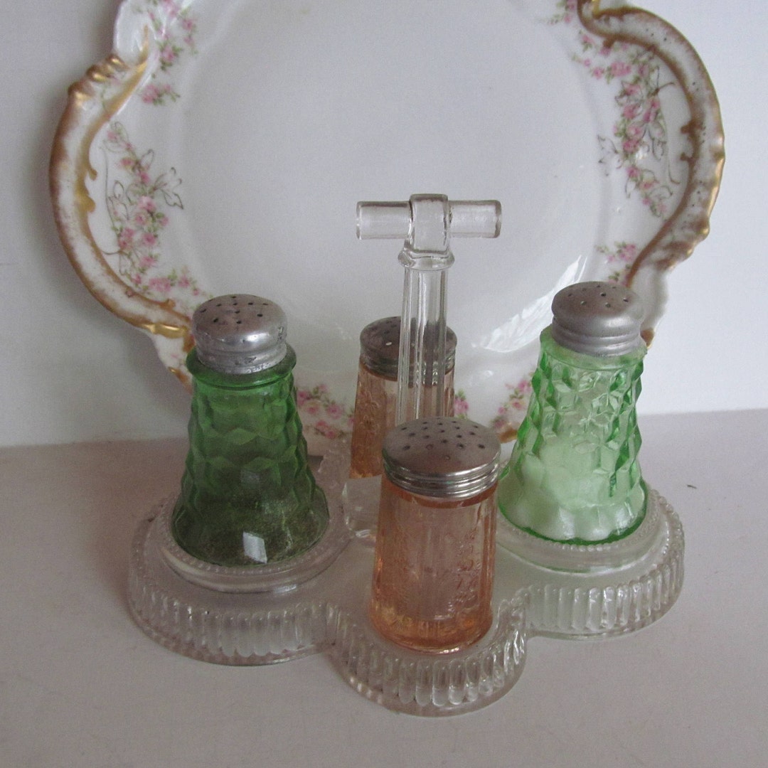 Depression Glass Caddy Center Handle Art Deco Salt and Pepper Shaker