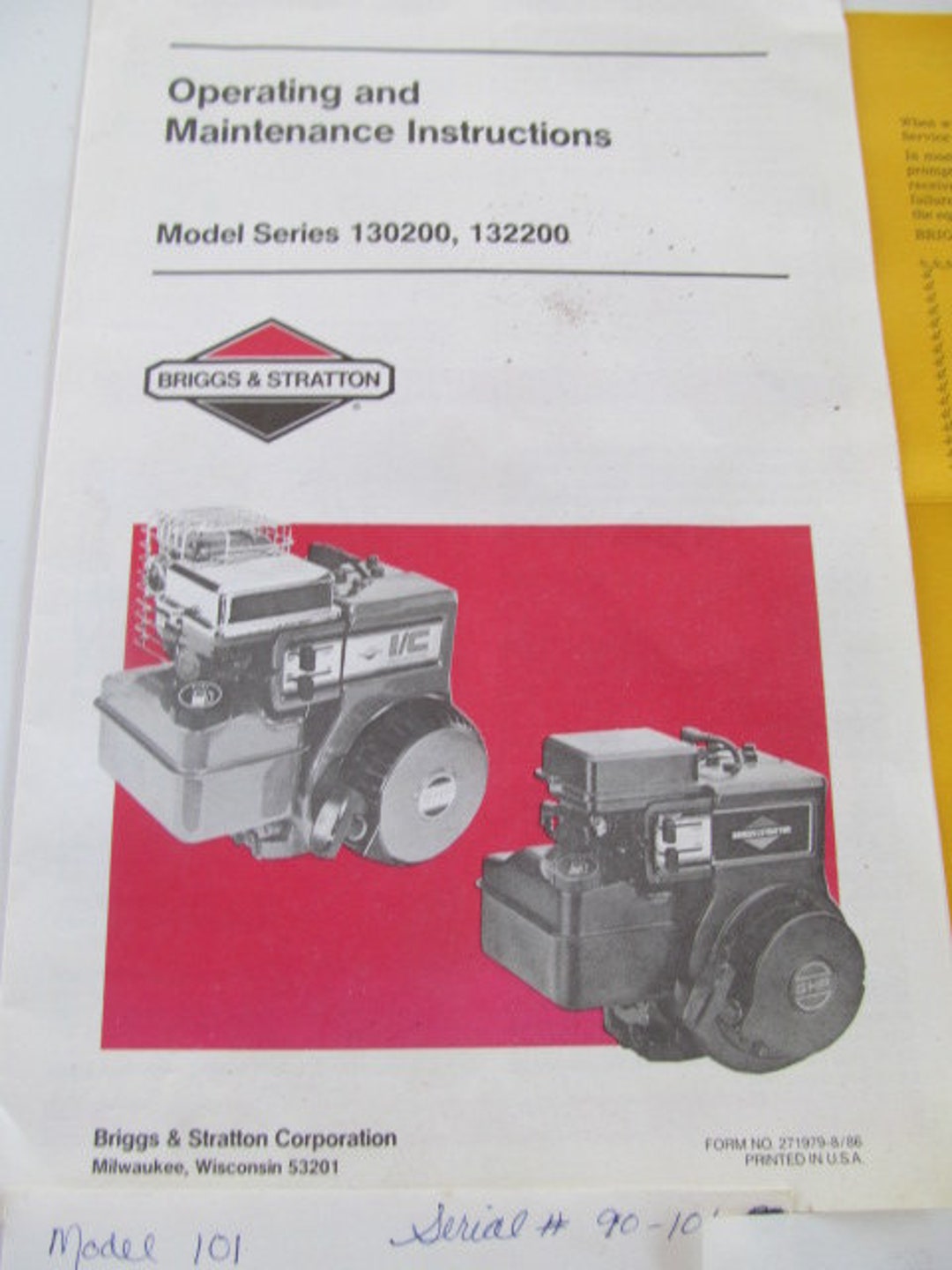 Briggs & Stratton Manual Model Series 130200 132200 Operating Maintenance Instructions Briggs