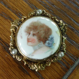 Edwardian Cameo Brooch Porcelain Cameo Brooch Victorian Lady portrait Brooch Pin Seed Pearls Victorian Cameo Hand painted Porcelain Brooch