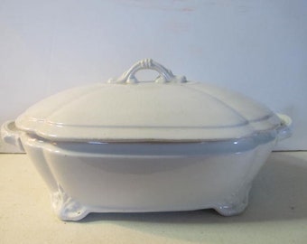 White Ironstone J & G Meakin Hanley England Antique White Ironstone Serving Dish with Cover Tureen Antique Farmhouse Table decor