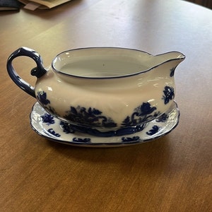 Flow Blue Gravy Boat Flow Blue China Blue Floral Pattern Flow Blue White China Flow Blue Home Decor gravy boat with under plate