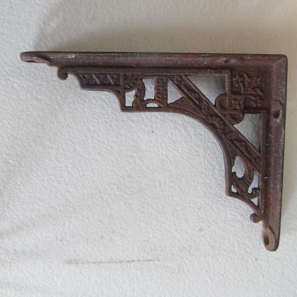 Antique Architectural Hardware, Eastlake Design, Bracket for Shelving, Antique Bracket Salvage Ornate Cast Iron Bracket