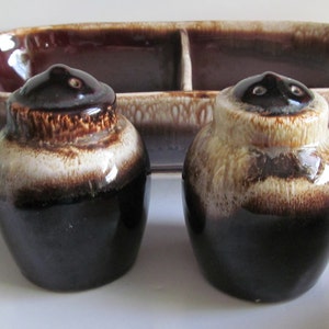 Pfaltzgraff Salt and Pepper sets Brown Pottery Gourmet Pattern Brown drip Pfaltzgraff  Patterns 1950s Brown Pottery Salt and Pepper shakers