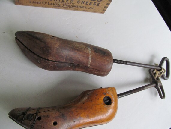 Shoe Forms Display Cobbler Shoemaker Handmade Lea… - image 8