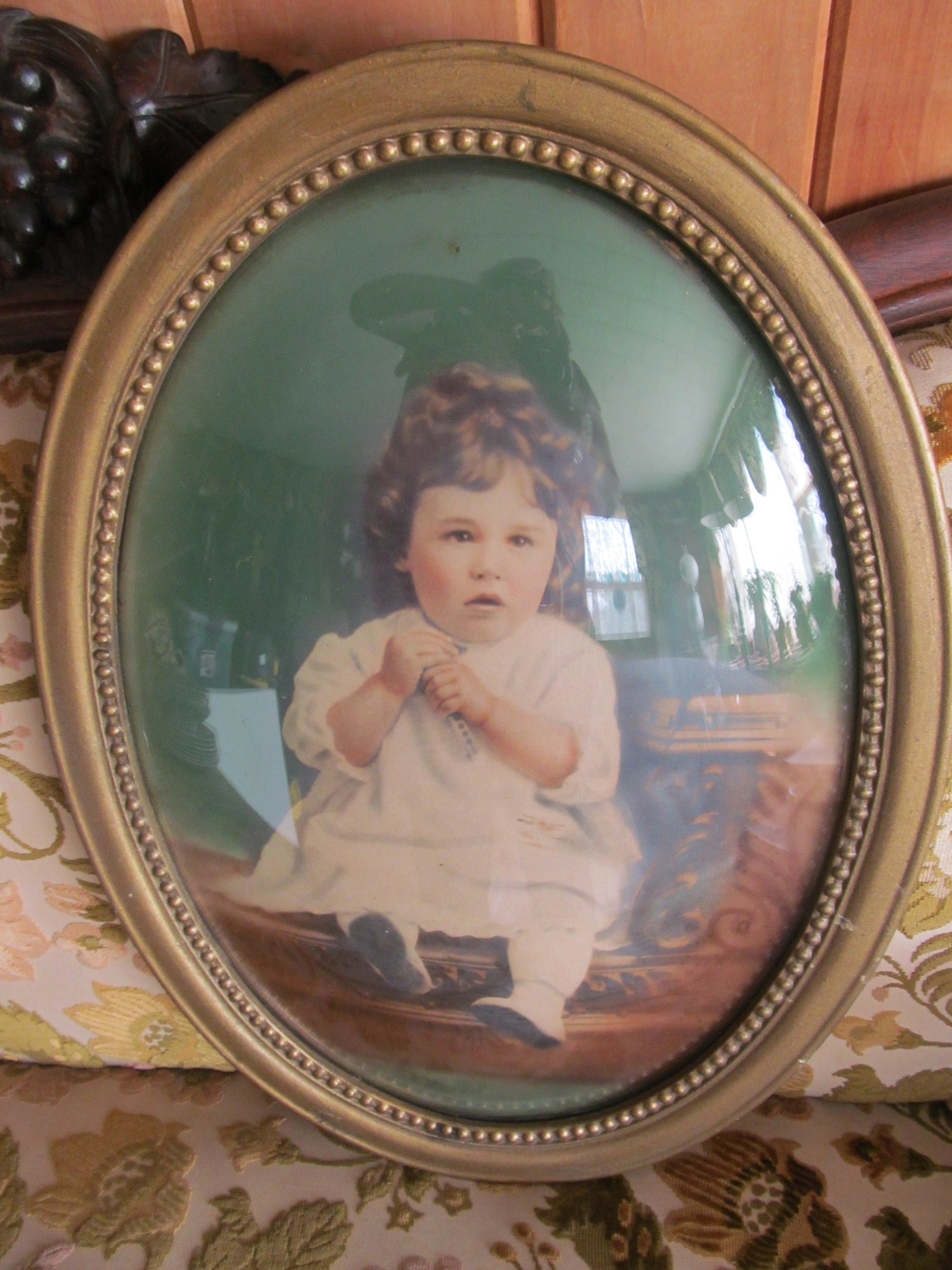 Antique Victorian Oval Picture Frame Beveled Glass Bubble Etsy