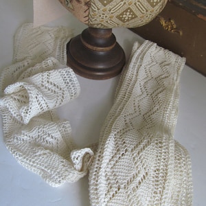 Antique Lace Yardage Hand Knit Lace Yardage Antique Lace Trim by the Yard Notions White Wide Lace Yardage Embroidered Wide Lace Trim