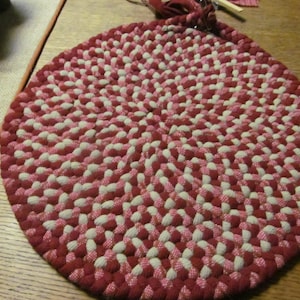 Handmade Braided Rug Unfinished Red Wool Braided Rug Piece Wool for Braided Rug Primitive Rustic Cabin Decor rug making wool Red Pink Wool