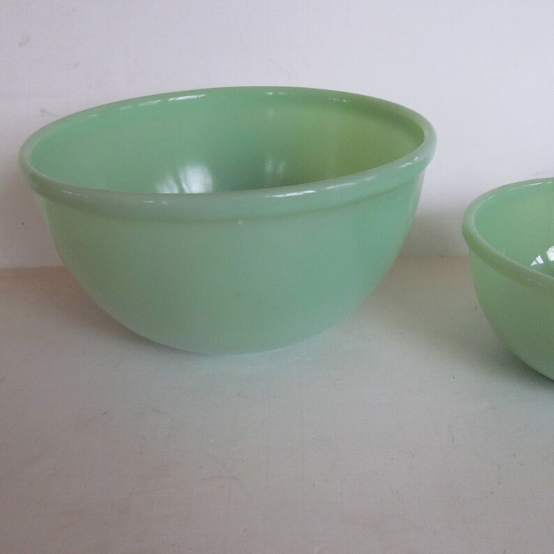7 Jadeite Bowl Jadeite Mixing Bowls Jadeite Green Glass Plates Mid Century Kitchen 30s 40s glassware Art Deco Glass Green Kitchen decor