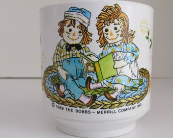 Story time Raggedy Ann Raggedy Andy Cup Raggedy Ann Dolls Raggedy Ann Vintage Baby Cups Raggedy Ann Dolls Raggedy Andy Doll
