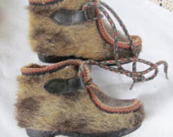 SALE 60s Baby Mukluk Boots French Alpine Winter Snow Boots Real Genuine Fur Boots Muk a luk Boots Vintage Baby Shoes Rustic Cabin Decor