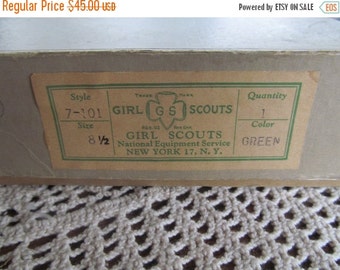 30s Vintage Girl Scout Advertising Box Uniform Baret Girl Scouts Uniform Box Cardboard advertising Boxes Antique Girl Scouts