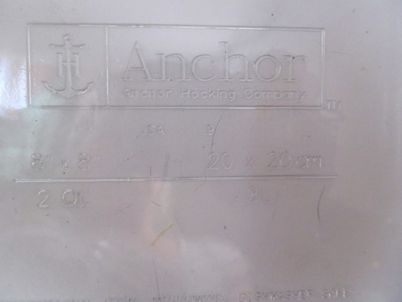 Anchor Hocking 2 Qt / 2 L. Clear Glass Square Baking Dish 8x8 W