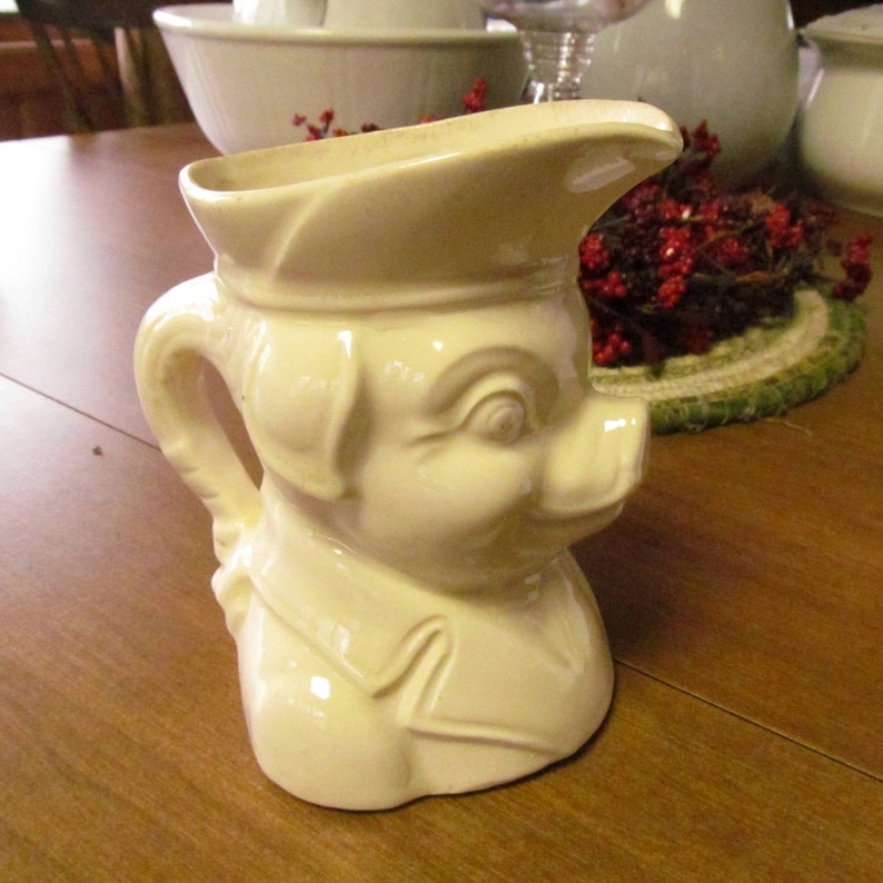 Shawnee Smiley Pigs Pitcher, Pig Creamer, Kitchen Decor Art Deco Farmhouse Kitchen Decor, Pig Pitcher Figural Pictures, Farmhouse table image 1