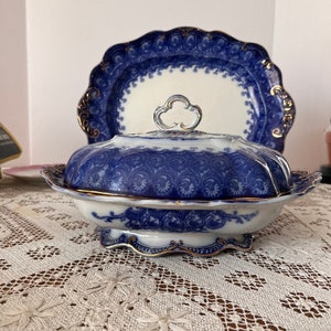 Flow Blue Ridgways Cavendish Pattern tureen Blue White Floral Pattern Antique Blue China Platters 19th Century China Ridgways Replacement