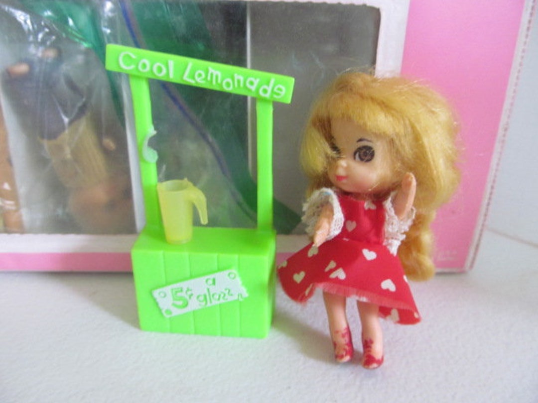 Lemons Striddle Lemonade Stand and Liddle Kidde Doll 1960s Doll Liddle