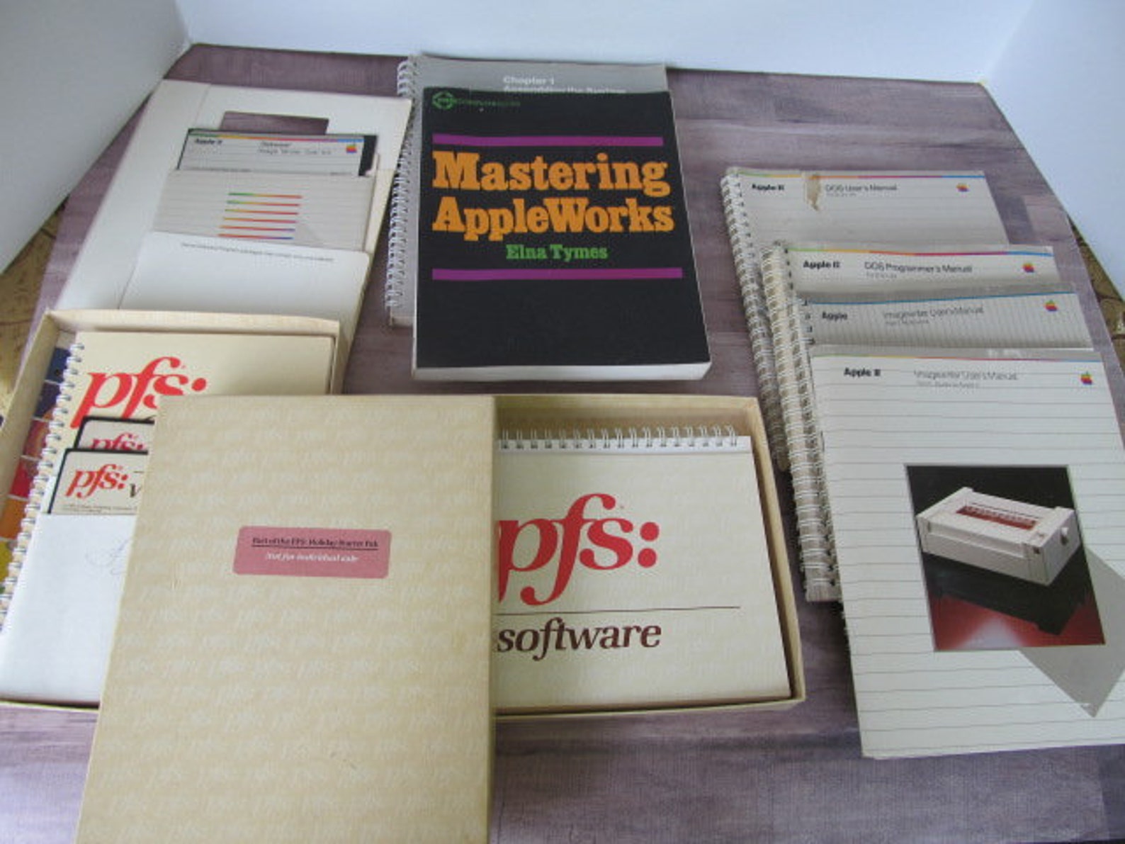 Apple Iie Computer Apple ][ Computer Monitor II Disk Owners Manual ...