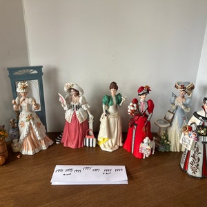 Mrs Albee 1991 1993 1994 1995 1996 1997 1998 1999 Avon Figurine Mrs Albee Avon presidents club awards Victorian Lady  Victorian Home decor