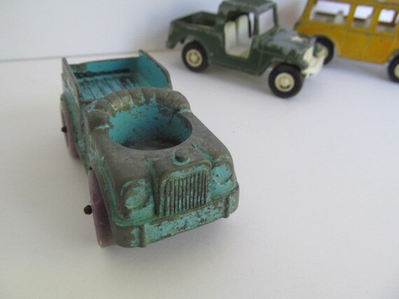 vintage metal toy cars