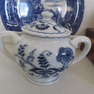 Blue Danube Sugar Bowl Blue Onion Pattern Blue Danube Reg US Pat Off Replacement China Blue and White sugar bowls double Handle Blue Danube