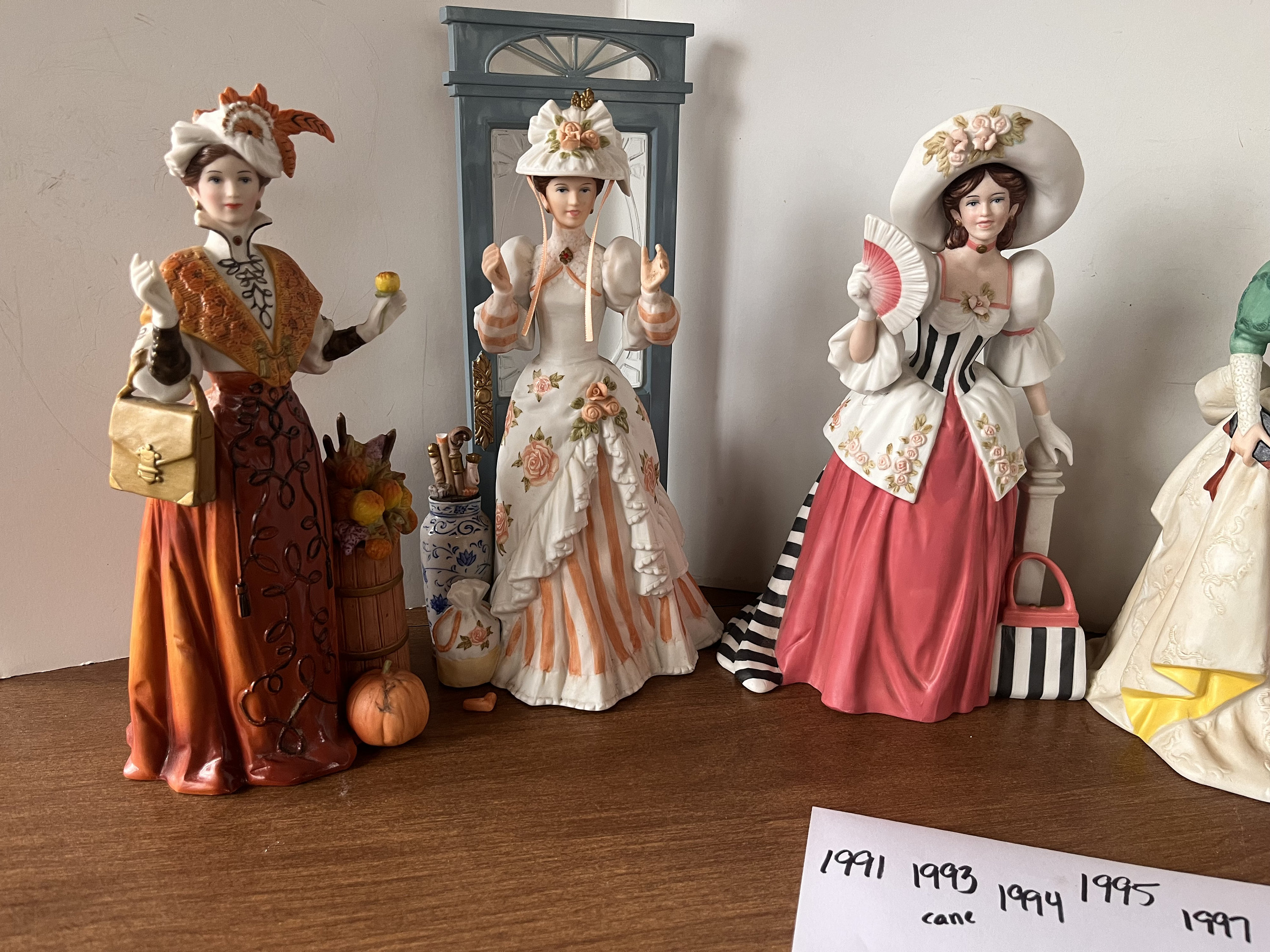 Mrs Albee 1991 1993 1994 1995 1996 1997 1998 1999 Avon