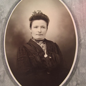 Antique Portrait Picture Real Photos Great Grandmother Old Barn Board Cabinet Card Edwardian Lady Victorian Antique watch necklace