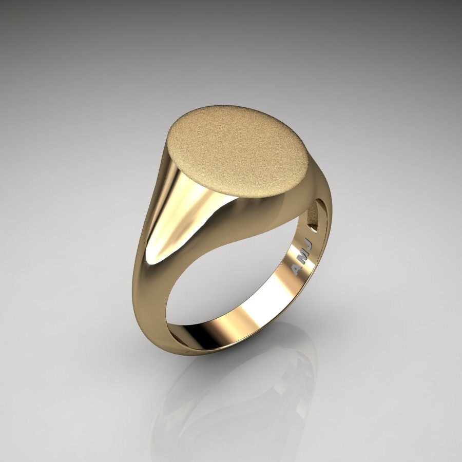 Gentlemens Modern 14K Yellow Gold Oval Signet Ring R487M