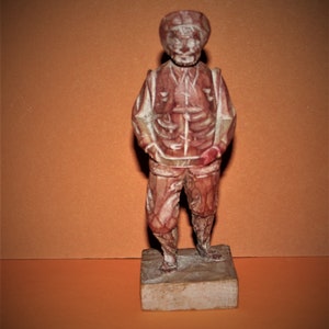 Vintage Hand Carved Folk Art Figurine/Germany/Black Forest