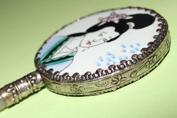 Vintage Delightful Hand Painted Japanese/chinese Hand Mirror With