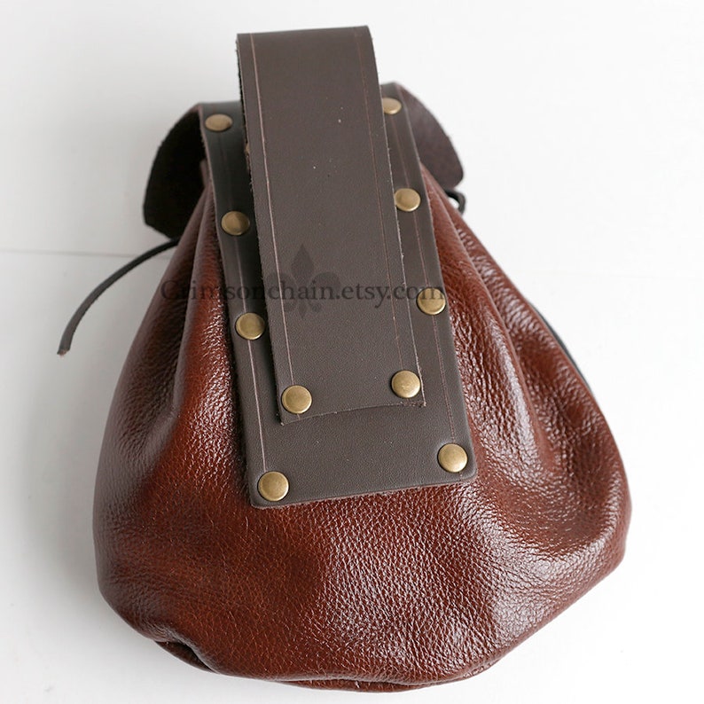 Brown Leather Locking Sporran by Crimson Chain leatherworks | Etsy