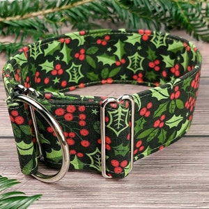 christmas dog collar green and red holly collar, winter greyhound collar, limited slip martingale collar or buckle, whippet collar / Ilex