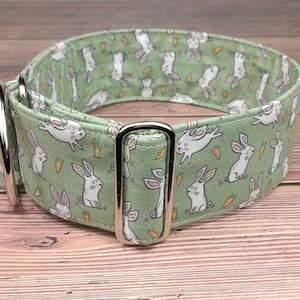 easter dog collar with bunnies, fabric greyhound collar, green martingale collar or buckle, whippet collar / bunnies small