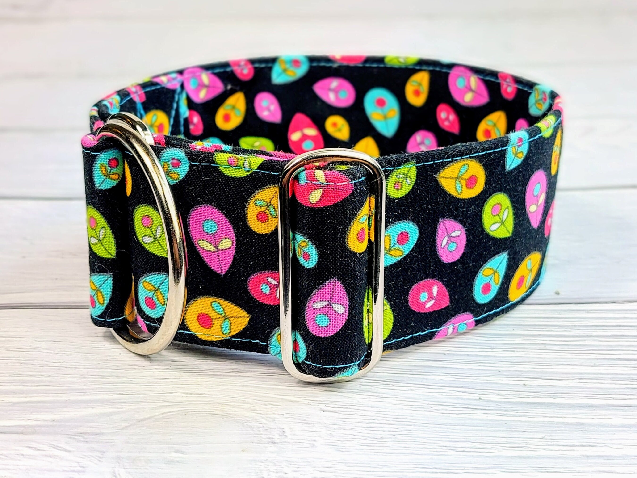 Animal World Hundehalsband – Breite 1, Größe M, Schwarz/weiß Gepunktet