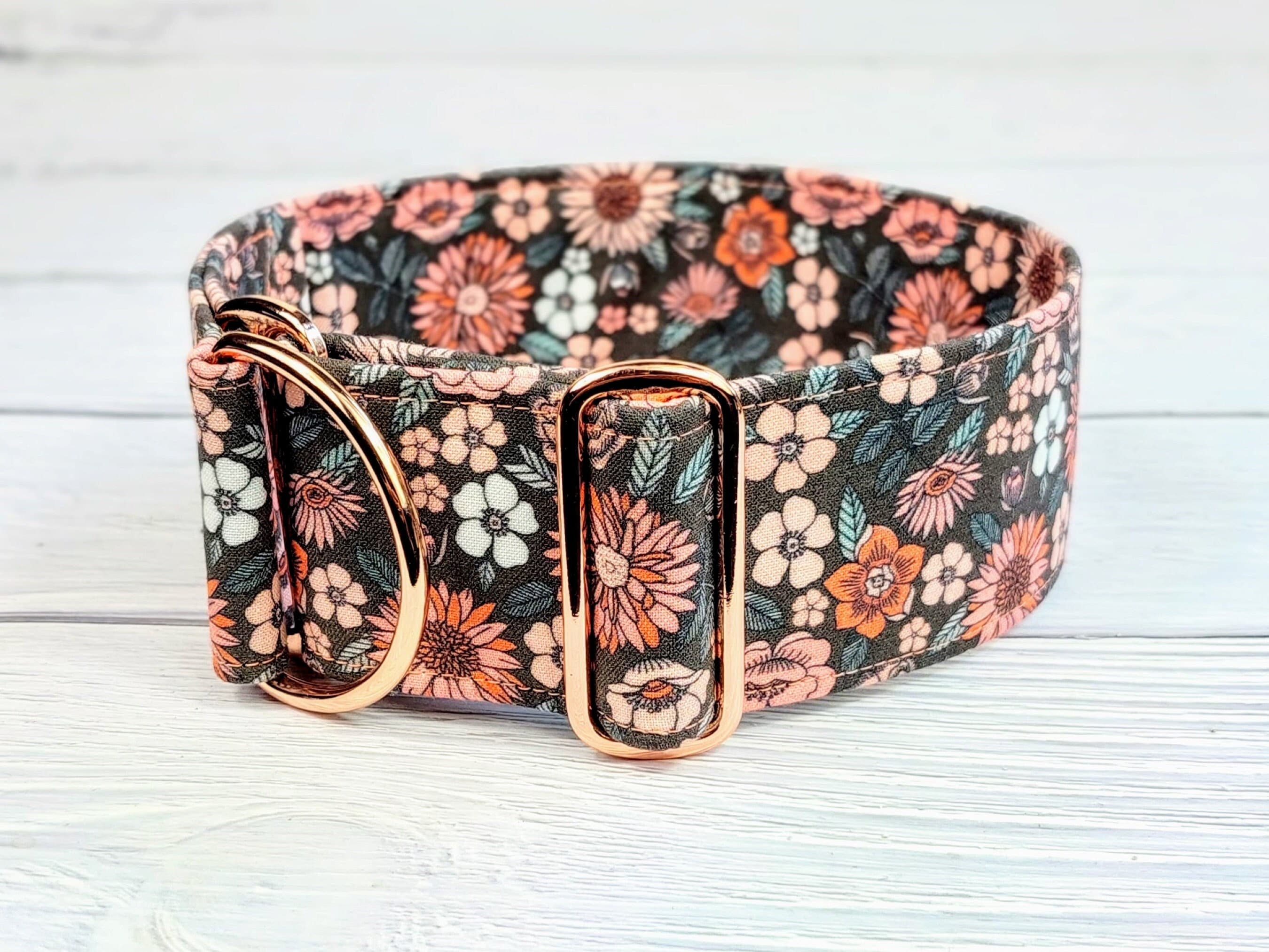 floral dog collar with rose gold hardware, limited slip martingale oder buckle collar, greyhound collar whippet / vintage flowers