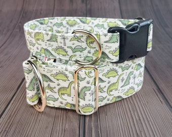 Hundehalsband Dinosaurier, grün, T- Rex Martingale Zugstopphalsband od Klickverschluß; Windhundhalsband, Whippet Halsband / dinosaur jr.