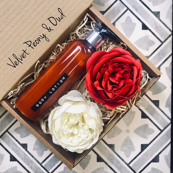 RED VELVET PEONY | Bathing Beauty Gift Set - Pamper Box - Vegan - Hand & Body Lotion - Love - Home Spa - Red - Soap Flowers - Valentines