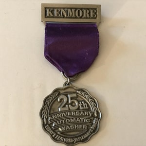 Vintage Sears Kenmore 25th Anniversary Salesman Employee Automatic Washer Badge Medal Pin