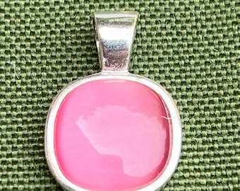 Vintage Roman Classic pink drop Preppy costume pendant