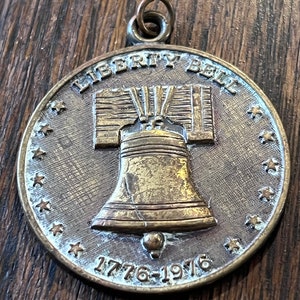 Vintage Liberty Bell Brass tone 1976 bicentennial Medal Pendant