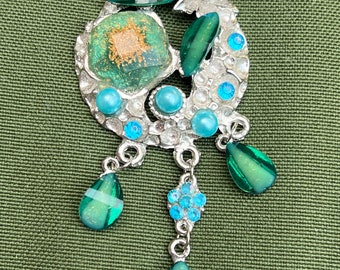 Vintage Aqua Beachy dangle blue bubble summer cruise classic pendant