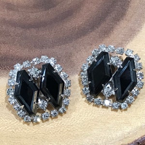 Vintage Large Geometric 1980s Rhinestone Designing Women sparkle silver tone Modernist Mid-century clip on earrings