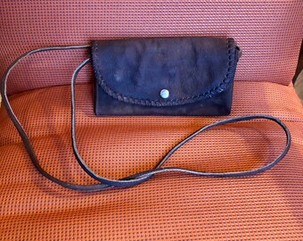 Metal Buckle Crossbody Bag Zipper Closure Suede Tan Silver Star Fringe Vintage Minnetonka Concert Gear Purse